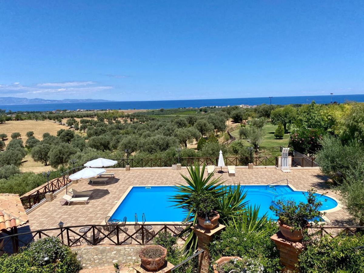 Le Colline Del Gelso-Masseria Mazzei Росано Екстериор снимка