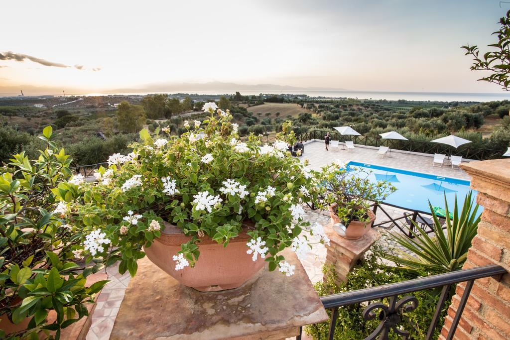 Le Colline Del Gelso-Masseria Mazzei Росано Екстериор снимка
